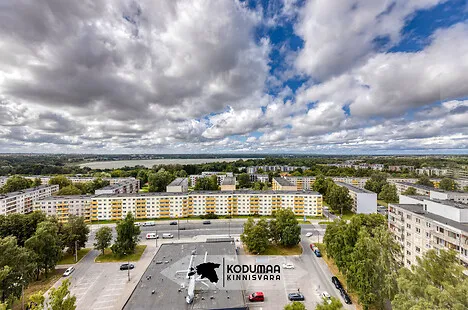 Õismäe tee 90 – the building from outside