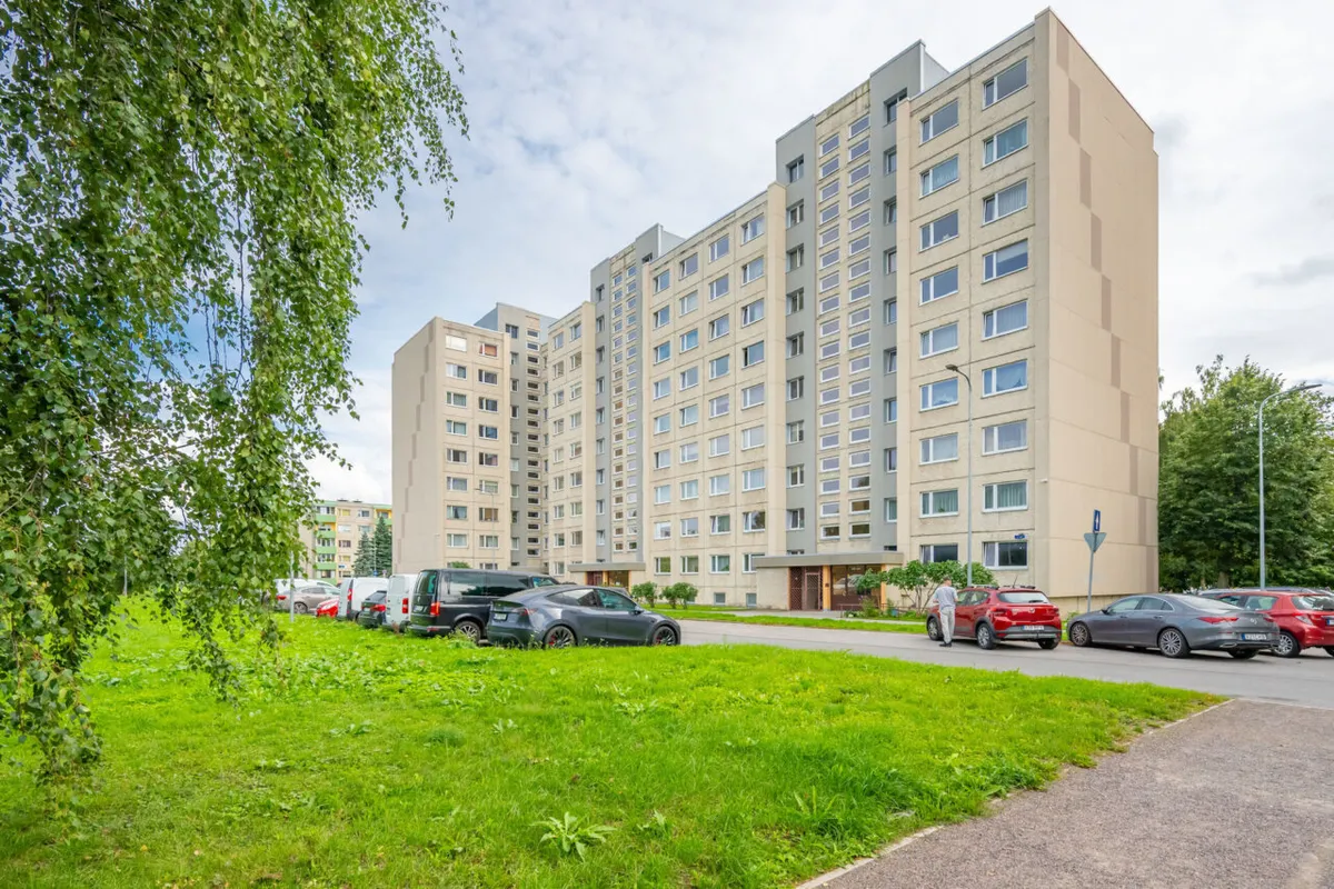 J. Koorti tn 4 – the building from outside
